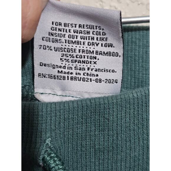 Bums and Roses Bamboo Blend Lounge Pants Womens Size XL Loose Leg (906) - Picture 5 of 6